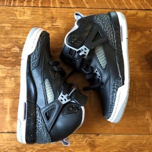 Jordan Spizike Black Gray Sz 5Y